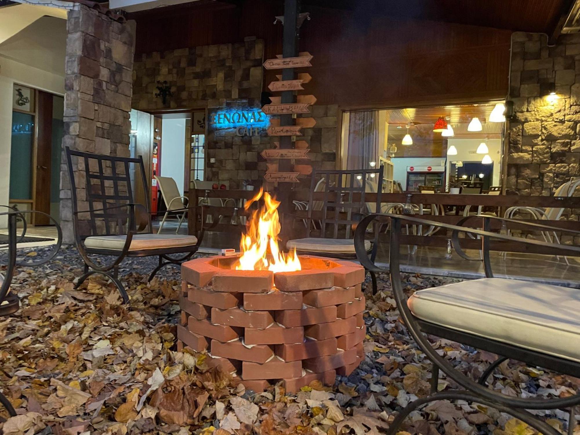 Όαση Ξενοδοχείο Káto Loutrákion Εξωτερικό φωτογραφία